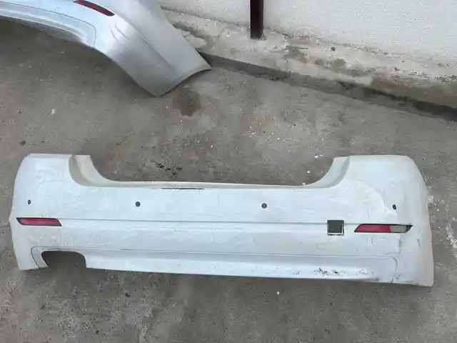 Задний бампер от BMW F10, Худжанд