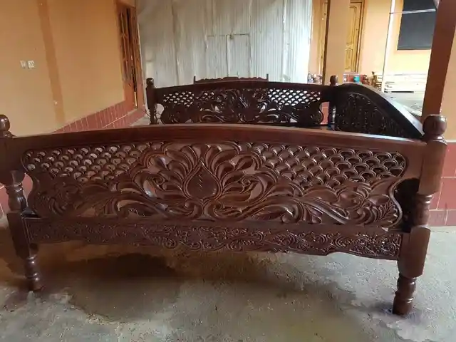 Тапчан, Душанбе