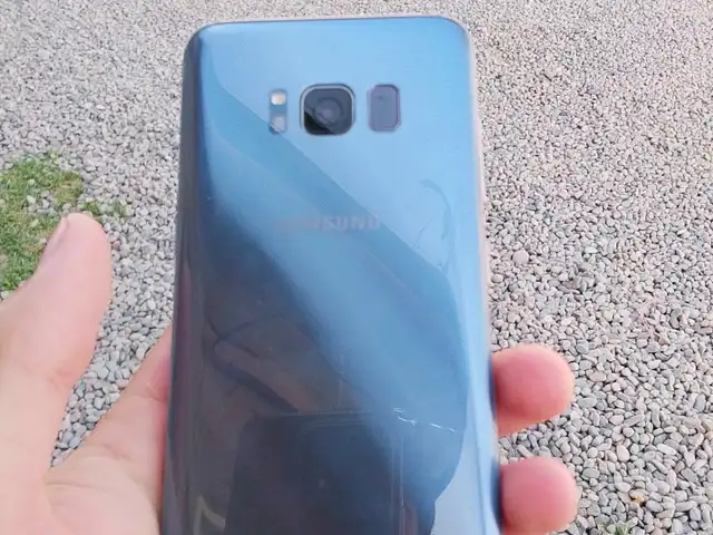 Samsung galaxy S8, Вахдат