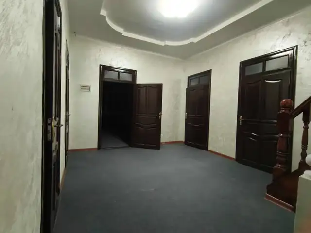 3-этажный, 9 комнатный дом, 350 м², Шохмансур, Душанбе - 11
