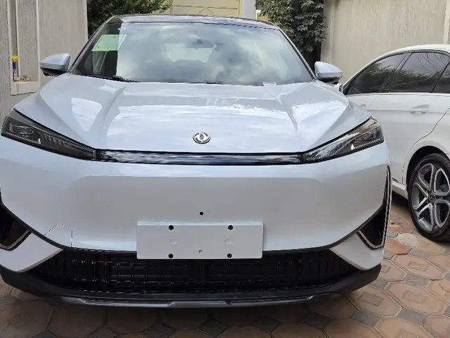 Dongfeng L7