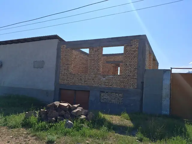 Продажа постройки с земельным участком 3 сот.,Лесхоз Истгоҳи хатсайрҳои 19, Хуҷанд