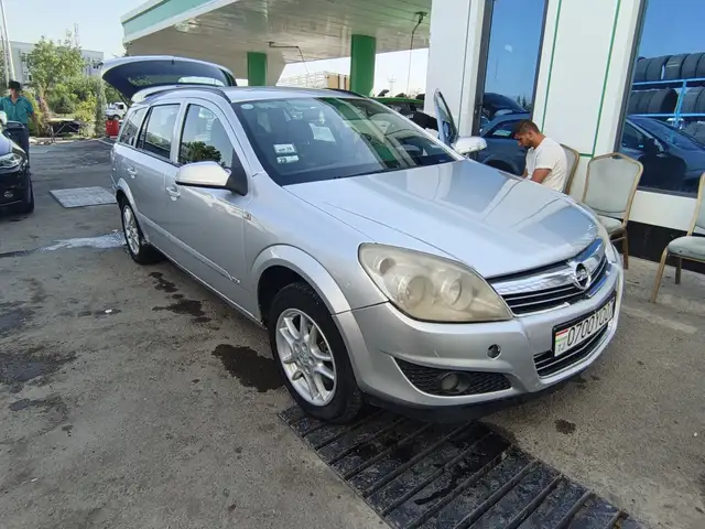 Opel Astra H