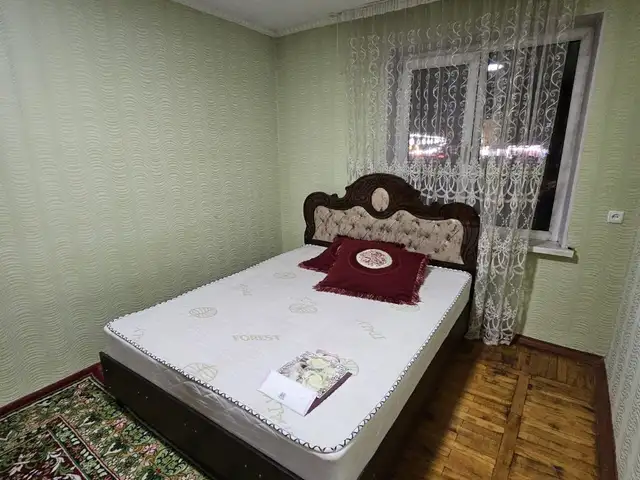 3-комн. квартира, 2 этаж, 60м², Универмаг, Хуҷанд
