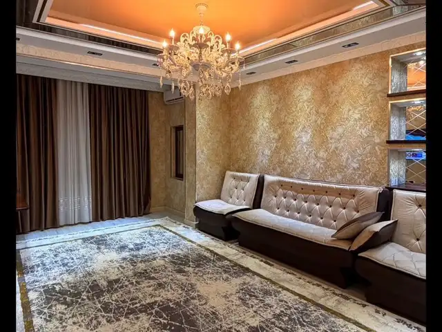 2-комн. квартира, 8 этаж, 90м², Шохмансур, Душанбе