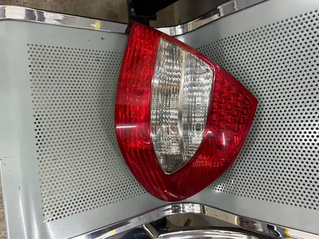 Фара задняя от Mercedes-Benz W211, Душанбе