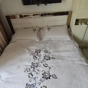 Двухспальная кровать, Душанбе