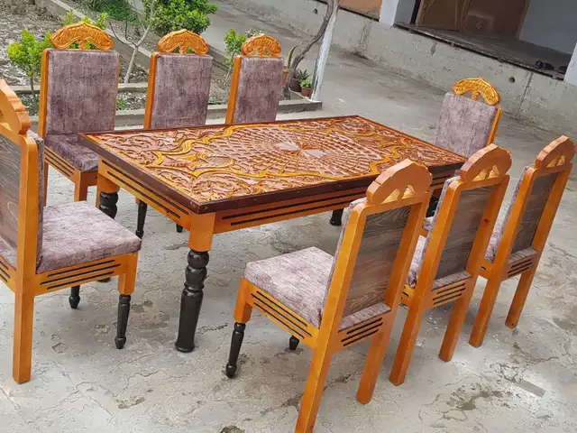 Стол и стулья, Худжанд