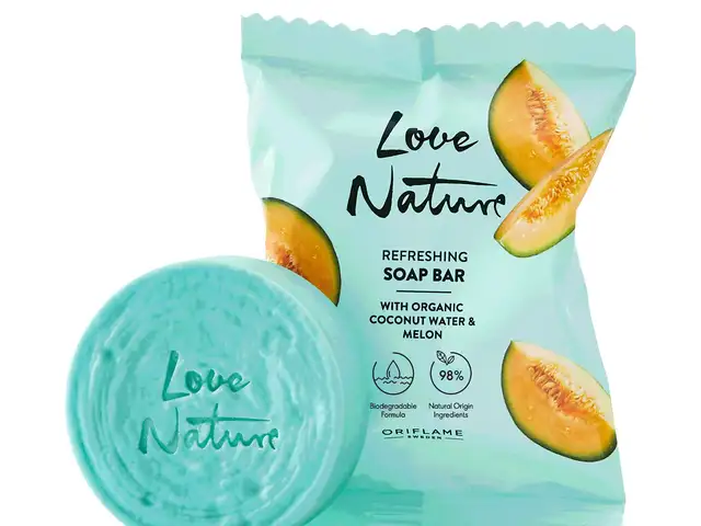 Мыло с кокосовой водой и дыней Love Nature Oriflame, Душанбе