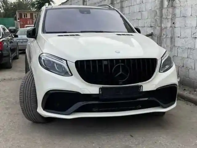 Лобовое стекло фиолетовое от Mercedes-Benz ML W166, Душанбе
