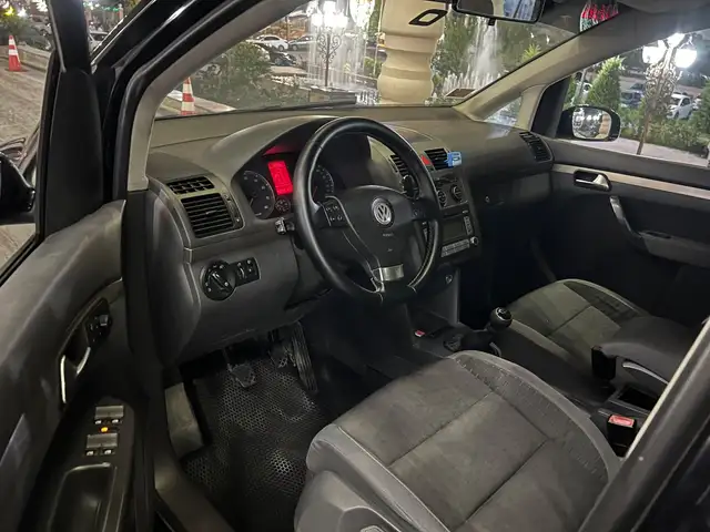 Volkswagen Touran, 2007, Худжанд - 9
