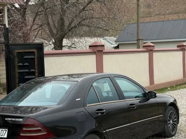 Mercedes-Benz C class