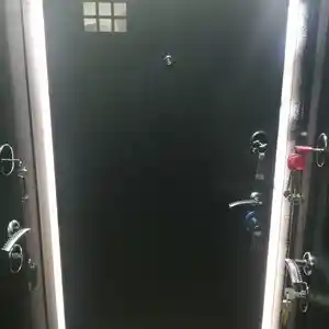 Дверь, Душанбе