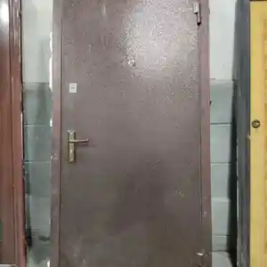 Брон дверь, Худжанд