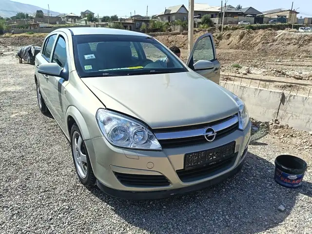 Opel Astra H