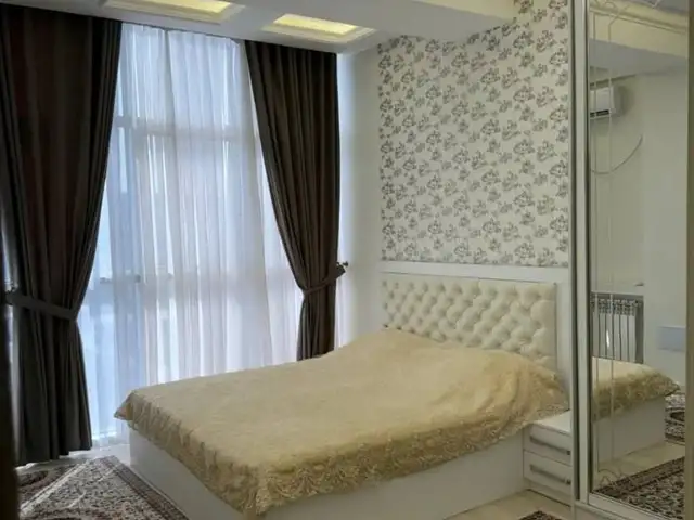2-комн. квартира, 12 этаж, 68м², Ашан, Душанбе