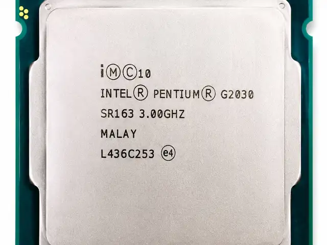 Процессор Intel R Pentium R G2030 SR163 хороший для игр, Душанбе