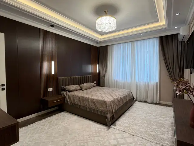 3-комн. квартира, 15 этаж, 147 м², Овир/Султан-Бей, Душанбе
