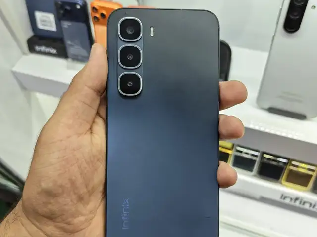 Infinix Hot 60 Pro 8/256GB Black, Душанбе