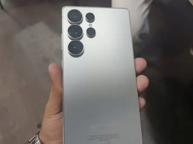 Samsung Galaxy S25 Ultra, Душанбе