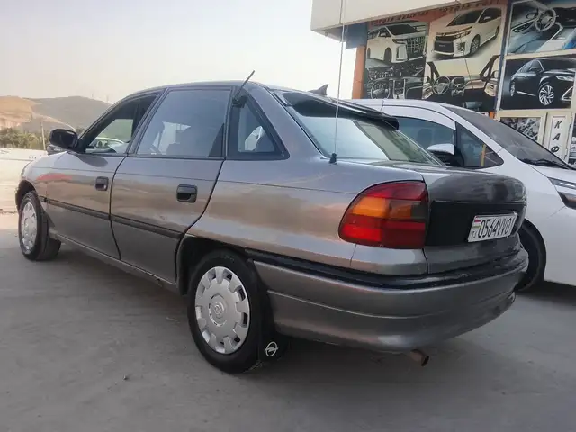 Opel Astra F