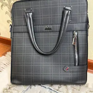 Мужская сумка Boss, Худжанд