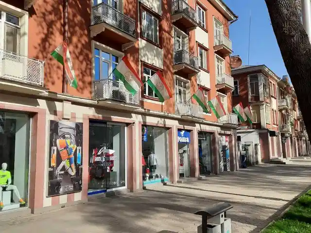 1-комн. квартира, 3 этаж, 35 м², чайхана Рохат, Душанбе