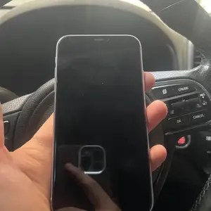 Apple iPhone 11, 128 gb, Product Red, Худжанд