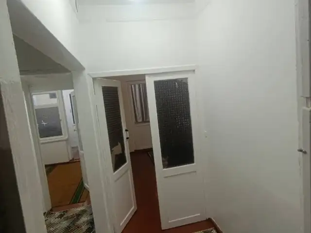 2-комн. квартира, 2 этаж, 68м², 1 мкр, Турсунзода