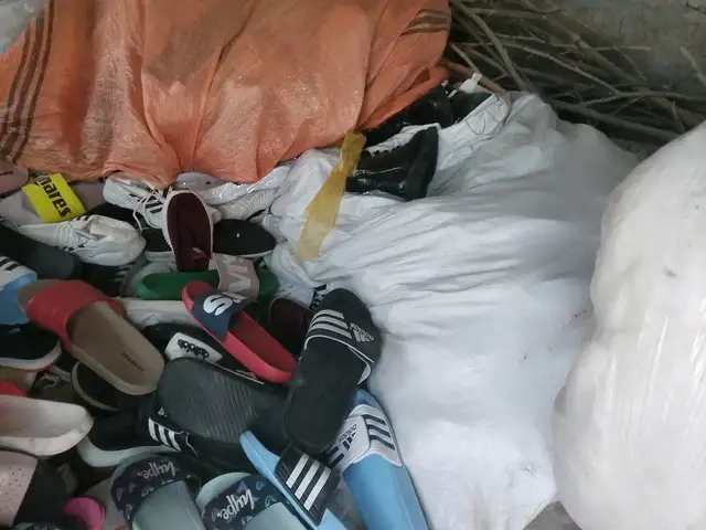 Обувь, Дӯстӣ (Ҷиликул)