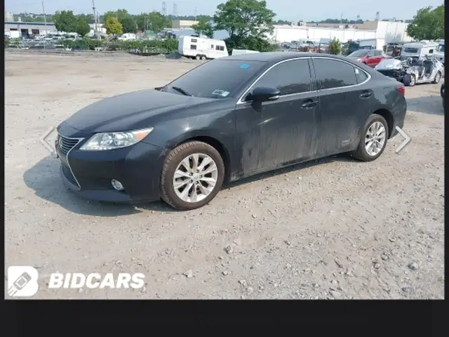 Lexus ES series