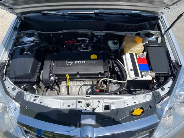 Opel Astra H