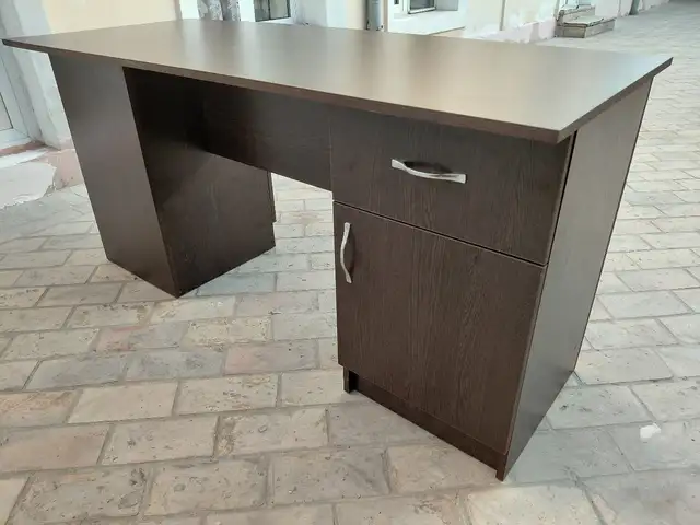 Стол 150х60, Хуҷанд