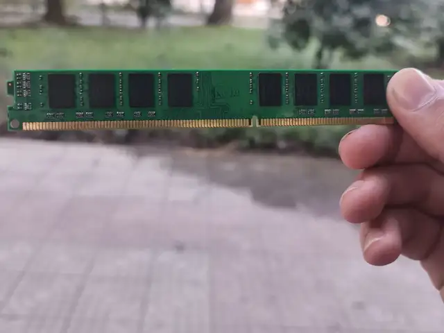 Оперативная память kingston ddr 4 4 gb, Душанбе