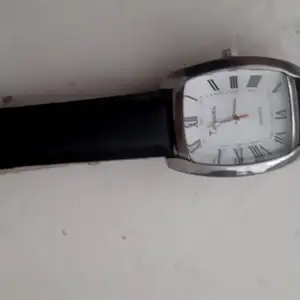 Часы, Вахдат