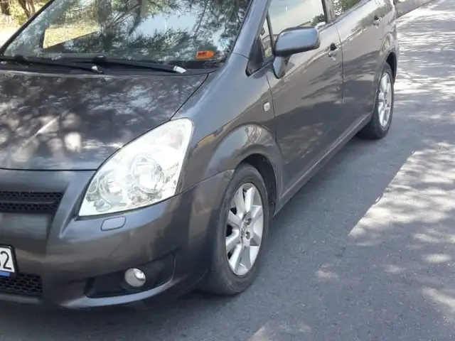 Toyota Corolla Verso