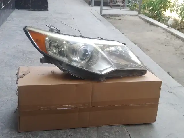 Передняя фара от Toyota Camry 3, Хуҷанд
