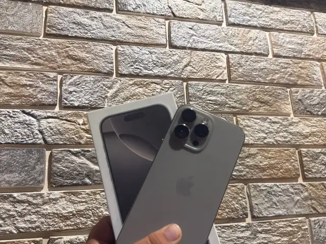 Apple iPhone 16 Pro Max, 256 gb, Natural Titanium, Худжанд