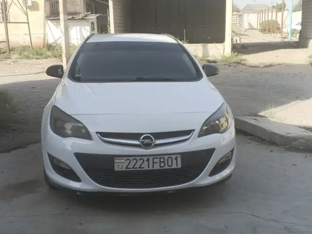Opel Astra J