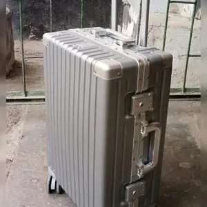 Мини чемодан, Душанбе