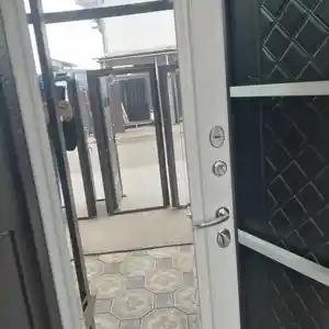 Дверь, Душанбе