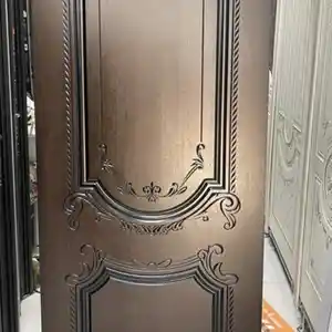 Дверь Шпон, Душанбе