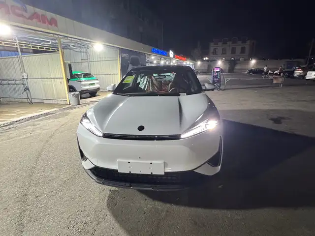 Dongfeng L7