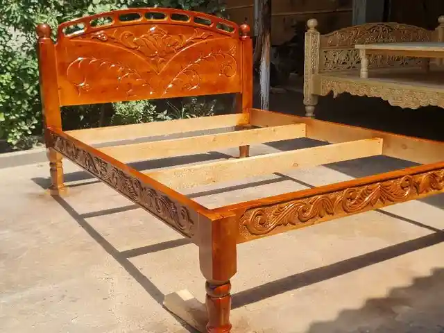 Кровать, Хуҷанд