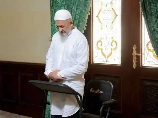 Стул для чтения намаза, Душанбе