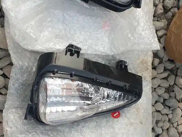 Поворотники на передний бампер от Toyota Camry 5, Душанбе