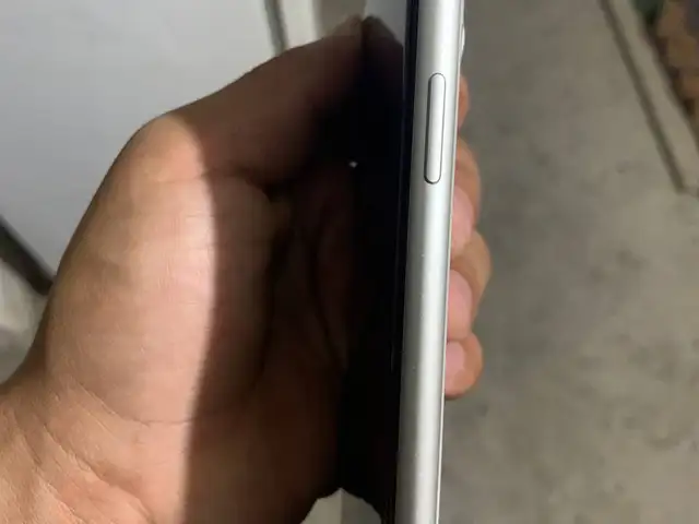 Apple iPhone 11, 128 gb, White, Турсунзаде