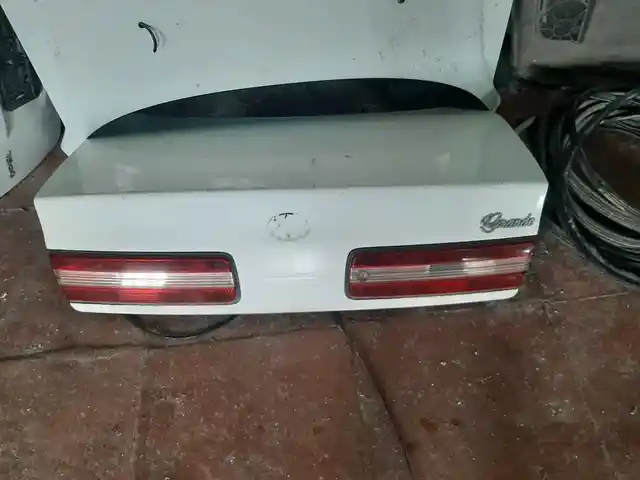 Задний багажник от Toyota, Худжанд