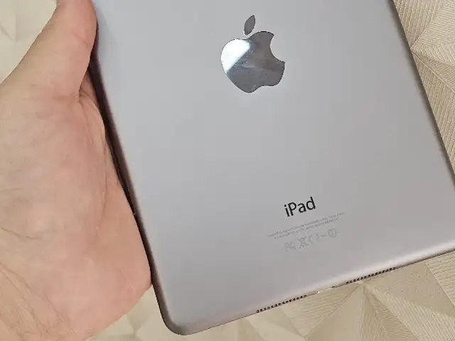 Планшет Ipad mini 3, Хуҷанд