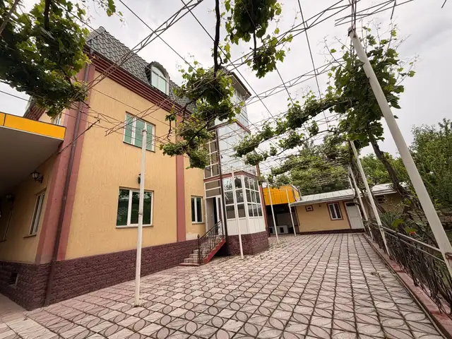 3 этажн. 8-комн. дом, 12 соток, Сино, Душанбе